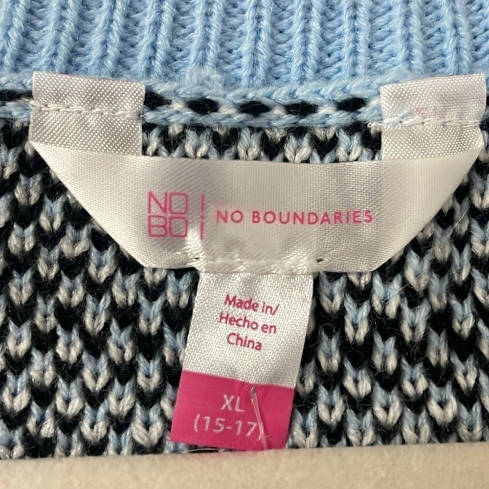 2/$30 size XL blue plaid No Boundaries sweater vest - Picture 2 of 6